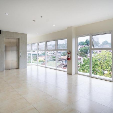 18 Suites Cebu Екстериор снимка