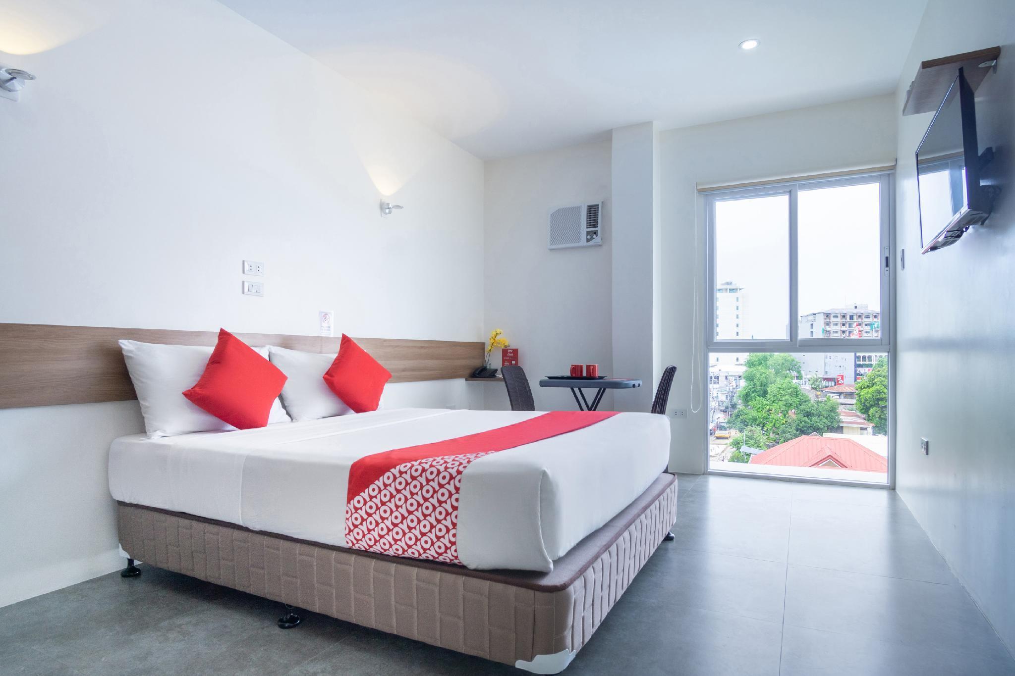 18 Suites Cebu Екстериор снимка