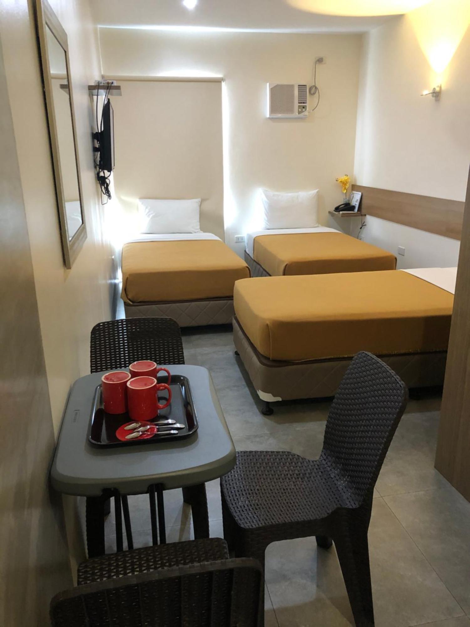 18 Suites Cebu Екстериор снимка