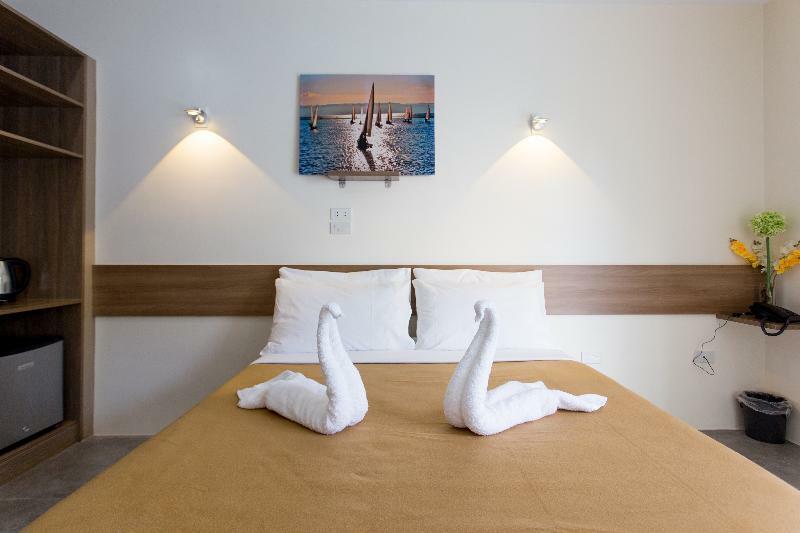 18 Suites Cebu Екстериор снимка