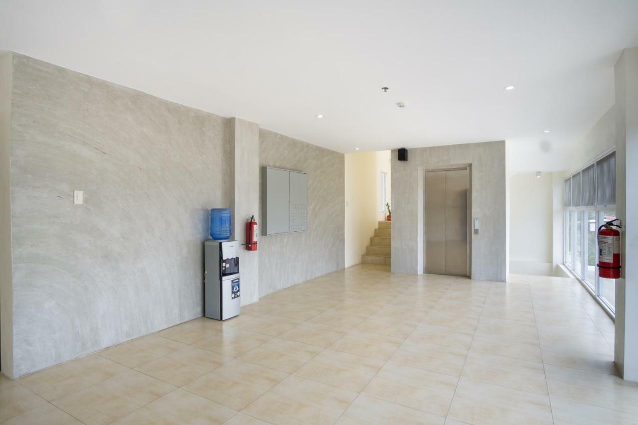 18 Suites Cebu Екстериор снимка
