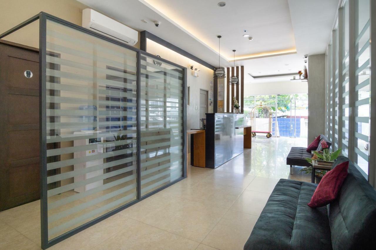 18 Suites Cebu Екстериор снимка