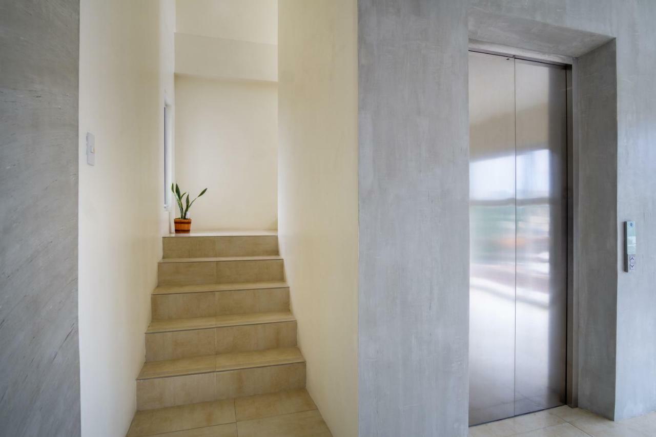 18 Suites Cebu Екстериор снимка