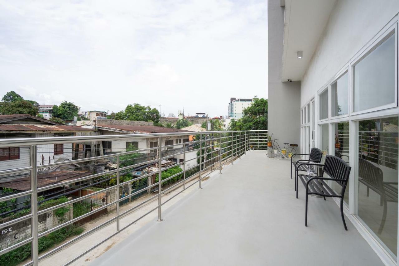 18 Suites Cebu Екстериор снимка