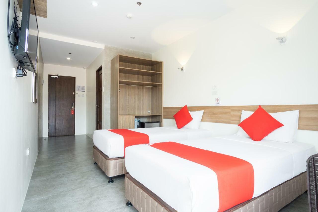18 Suites Cebu Екстериор снимка