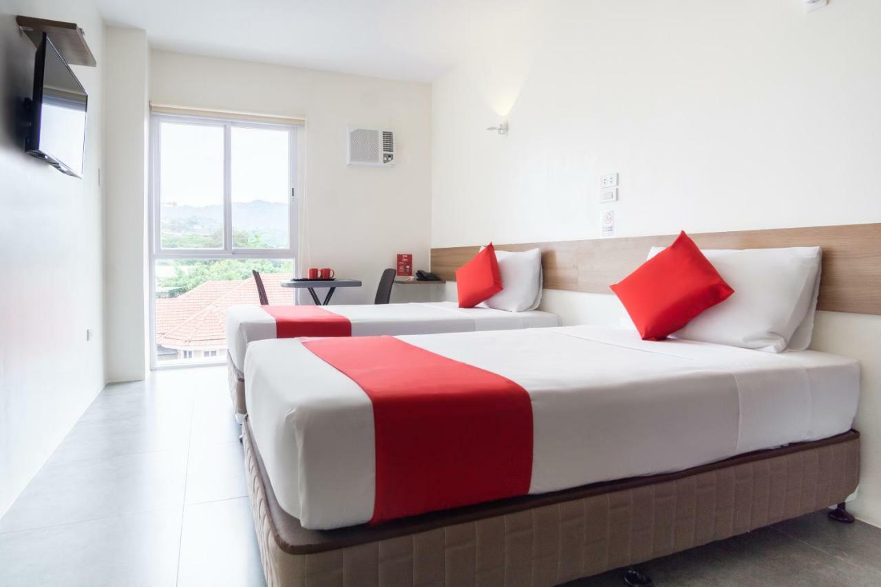 18 Suites Cebu Екстериор снимка